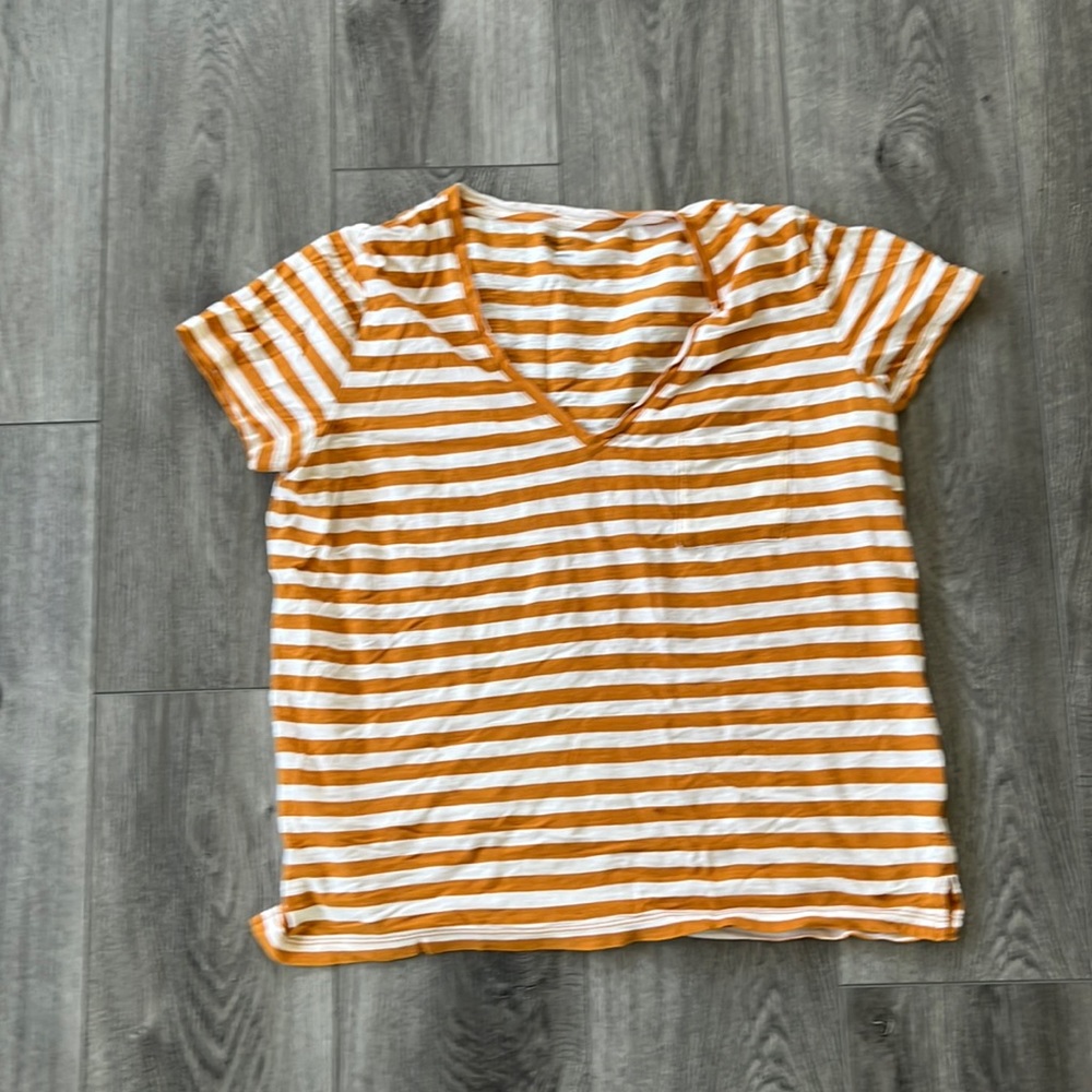 Madewell vneck T-shirt